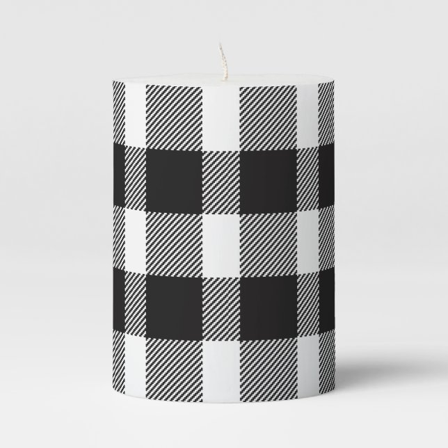 Black and white buffalo plaid candle (Front)