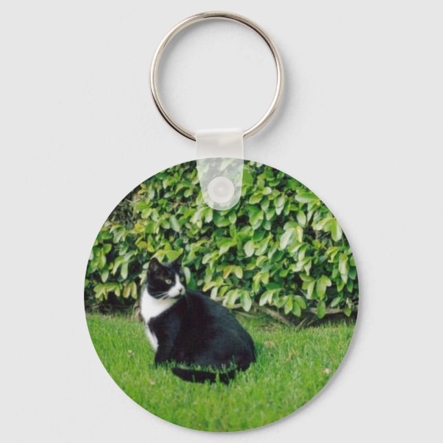 Black and White Cat Keychain (Front)