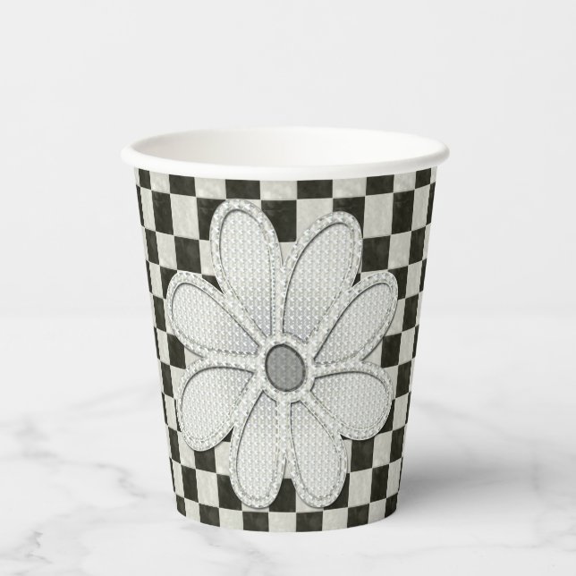 Black and White Checkerboard Daisy Paper Cups (Front)