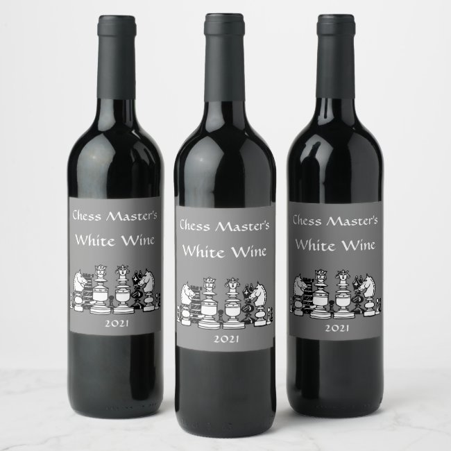 Black and White Chess Pieces White Wine Label