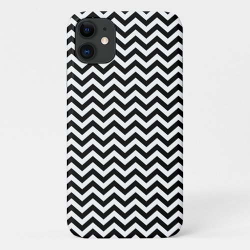 Black And White Chevron Pattern iPhone 11 Case