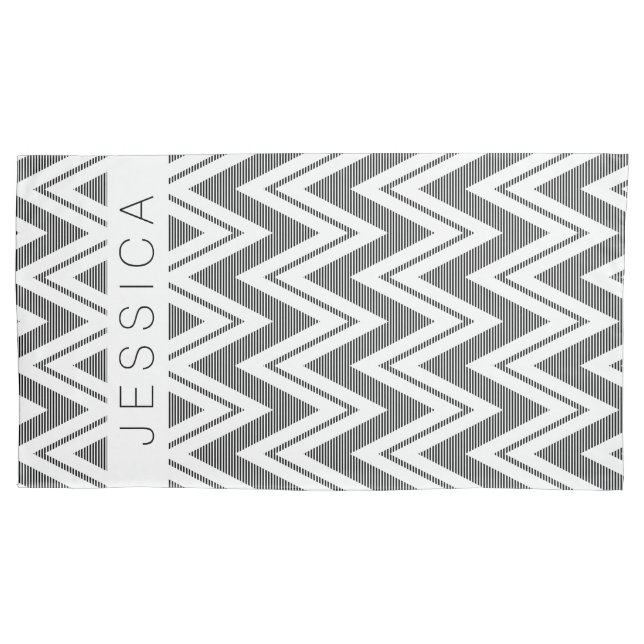 Black And White Chevron Pattern Pillow Case (Front)