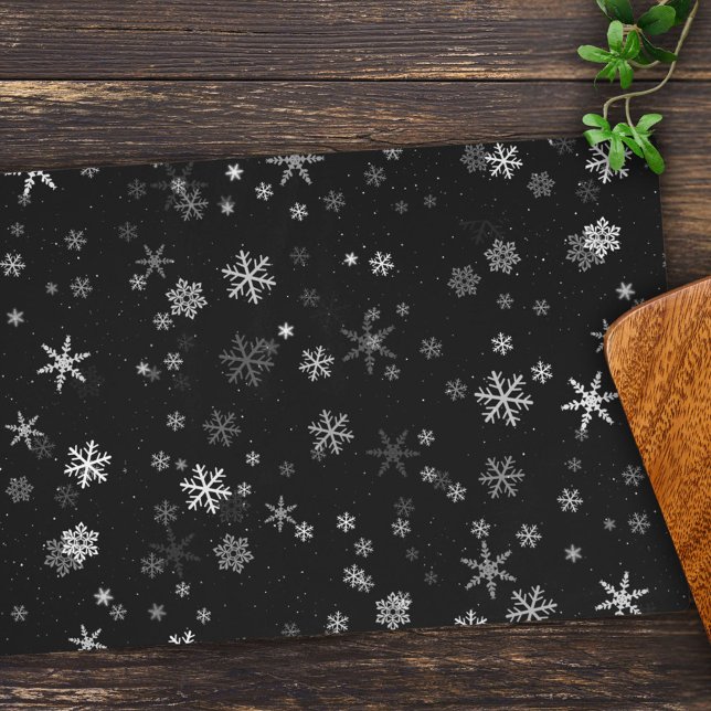 Black and White Christmas Snowflake Pattern Placemat (Creator Uploaded)