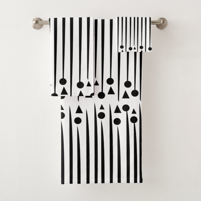 Black and White Circle Triangle Stripe Pattern Bath Towel Set (Insitu)