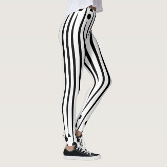 Black and White Circle Triangle Stripe Pattern