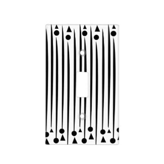 Black and White Circle Triangle Stripe Pattern