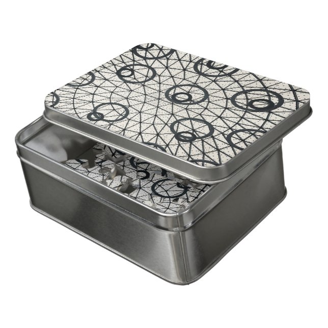 Black and White Circles Jigsaw Puzzle (Lid Open)
