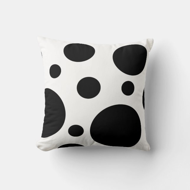 Black and white circles throw pillow. pillow (Front)