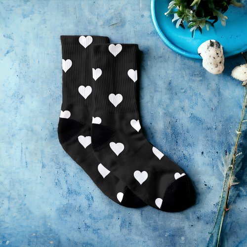 Black and White Cute Simple Heart Pattern  Socks
