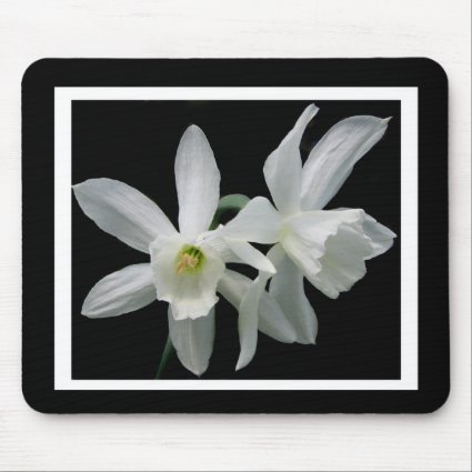 Black and White Daffodil Mousepad