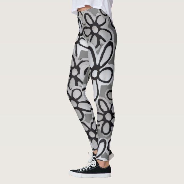 black and white Daisies pattern Leggings (Left)