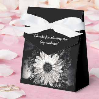 Black and White Daisy Flower Favor Boxes