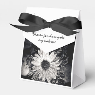 Black and White Daisy Flower Favor Boxes