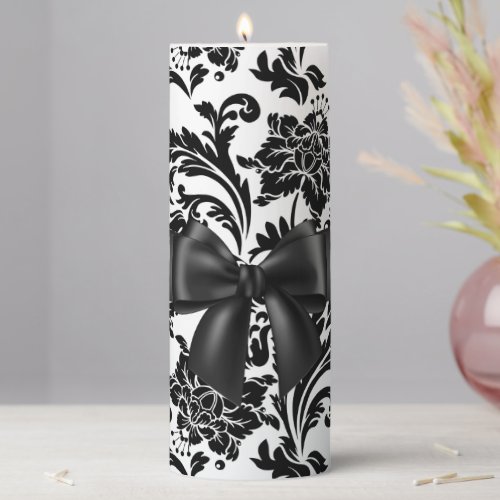 Black and white damask pattern pillar candle 