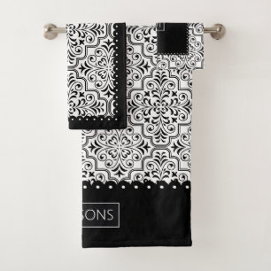 Black and white damask pattern, scalloped borders bath towel set
