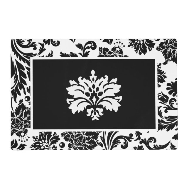Black and white damask placemat (Front)