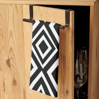Black and White Diamond Geometric Pattern