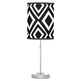 Black and White Diamond Geometric Pattern