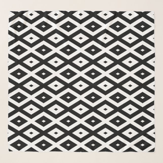 Black and white diamond pattern scarf (Front (Horizontal))