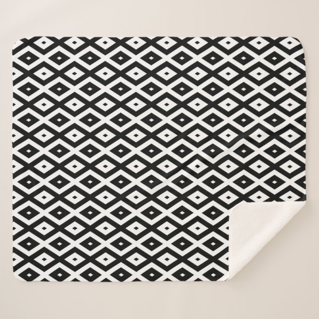 Black and white diamond pattern sherpa blanket (Front (Horizontal))