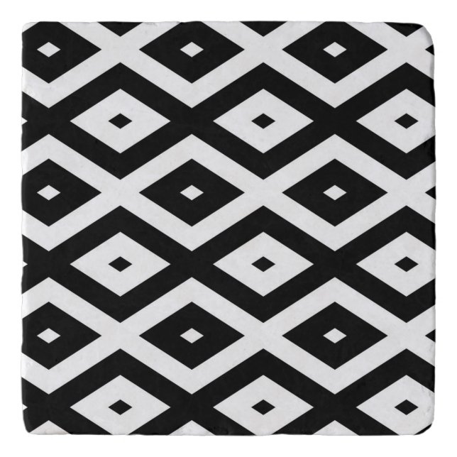 Black and white diamond pattern trivet (Front)