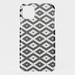 Black and white diamond pattern iPhone 11 case