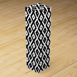 Black and white diamond pattern wine box