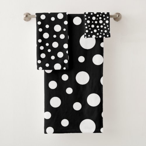 Black and White Dots Bath Towel Set
