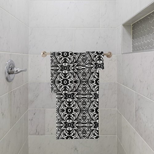 Black and White Elegant Stylish Damask Pattern Bath Towel Set