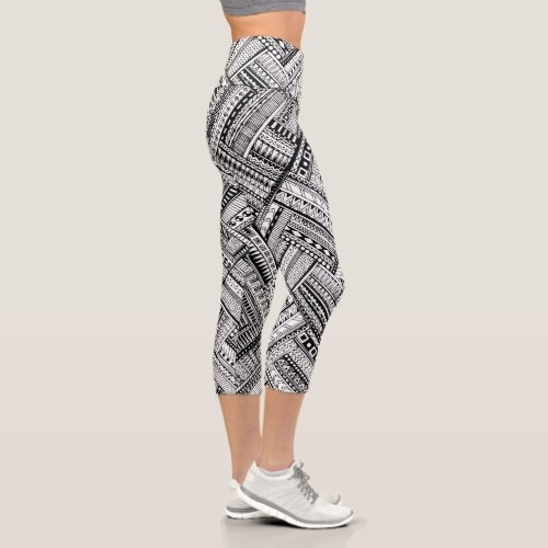 Black and White Ethinic Mix Pattern Capri Leggings