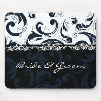 Black and White Floral Mouse Pad