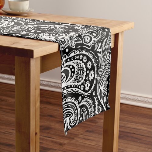 Black And White Floral Paisley Pattern Short Table Runner