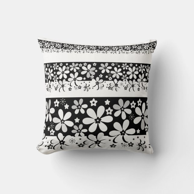 Black and white floral throw pillow (Front)