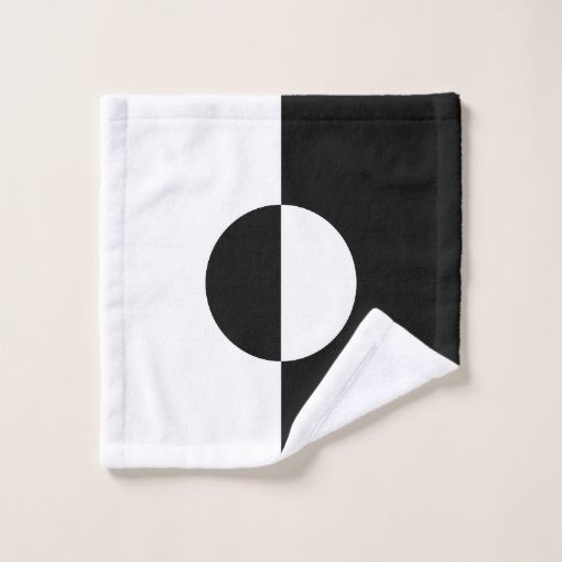 Black and White Geometric Circle Square Pattern Bath Towel Set Zazzle