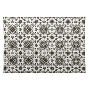 Black and White Geometric Floral Pattern Cloth Placemat