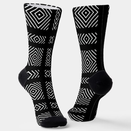 Black and white geometric pattern Ama Socks