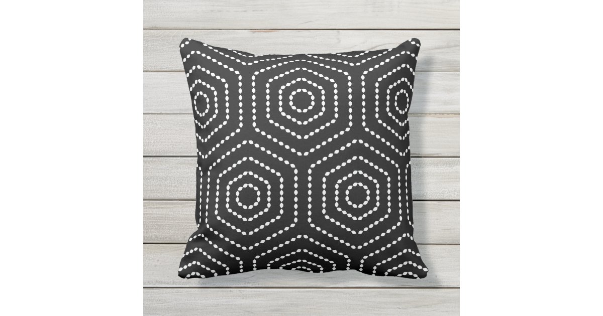Black and White Geometric Pattern Outdoor Pillows | Zazzle.com