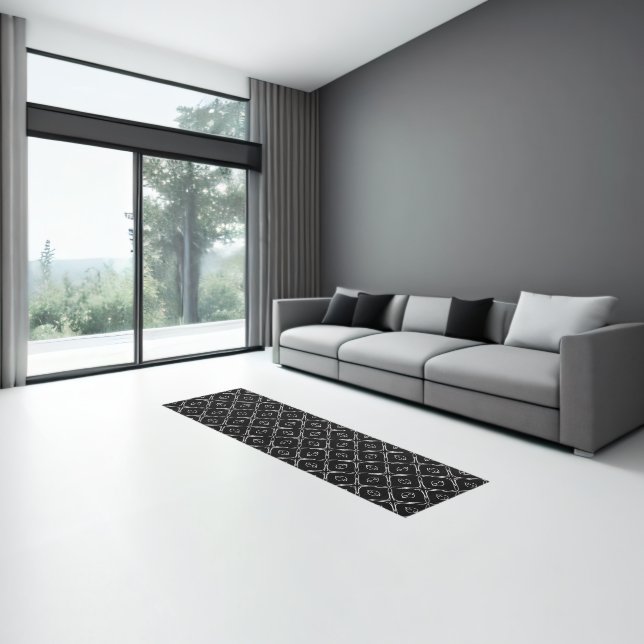 Black and White Geometric Pattern Runner (Insitu (Indoor 3))