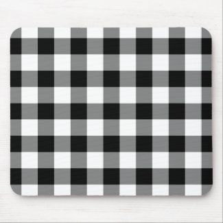 Black and White Gingham Pattern Mouse Pad