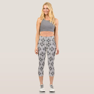 black and white gray geometric fine pattern capri leggings