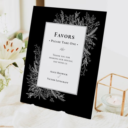 Black and White Greenery Wedding Favors Pedestal Sign