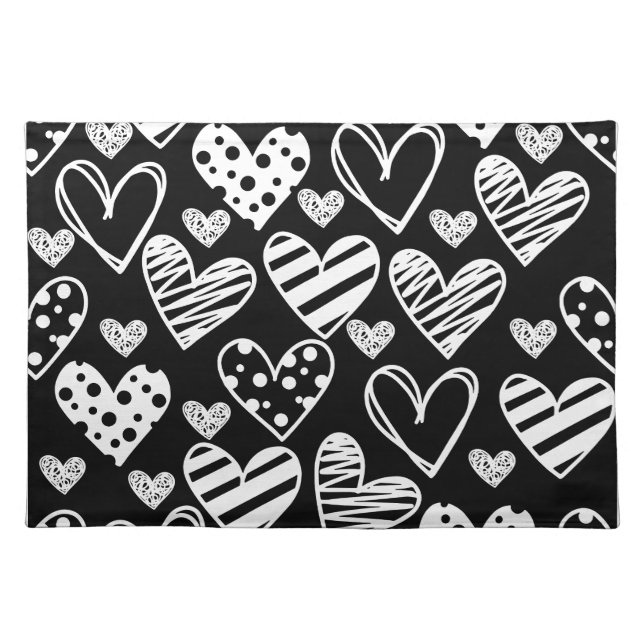 Black and white hearts pattern cloth placemat (Front)