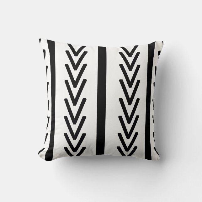 BLACK AND WHITE HERRINGBONE PATTERN THROW PILLOW (Front)