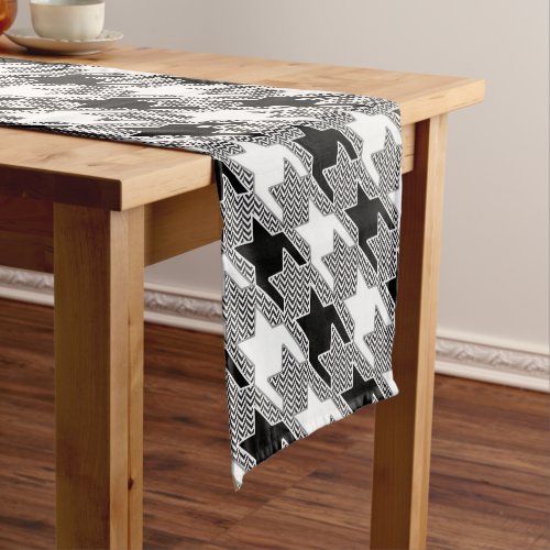 Black And White Houndstooth Patchwork Pattern Short Table Runner