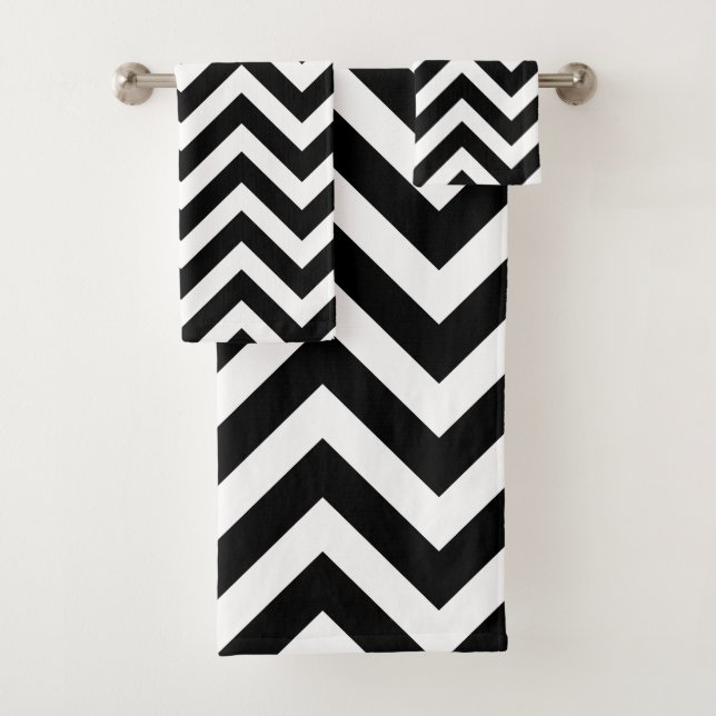 Black and White Large Horizontal Chevron Stripes Bath Towel Set (Insitu)