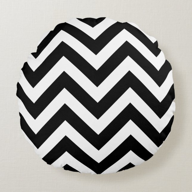 Black and White Large Size Chevron Stripes Round Pillow (Front)