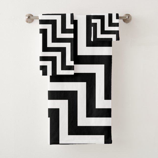 Black and White Large Size Diagonal Chevron Bath Towel Set (Insitu)