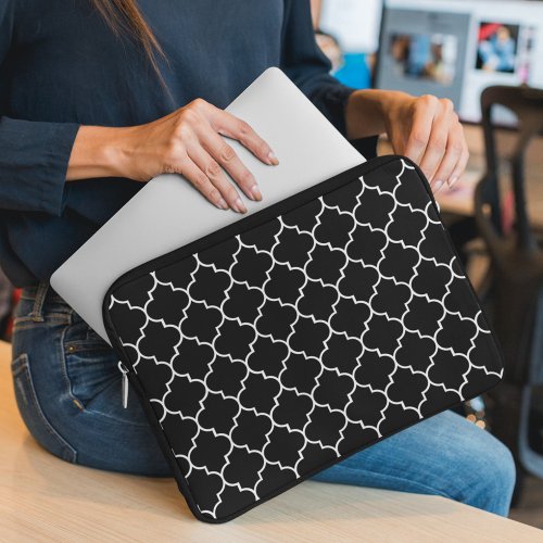 Black And White Latticework Quatrefoil Trellis Laptop Sleeve