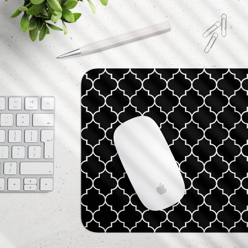 Black And White Latticework Quatrefoil Trellis Mouse Pad