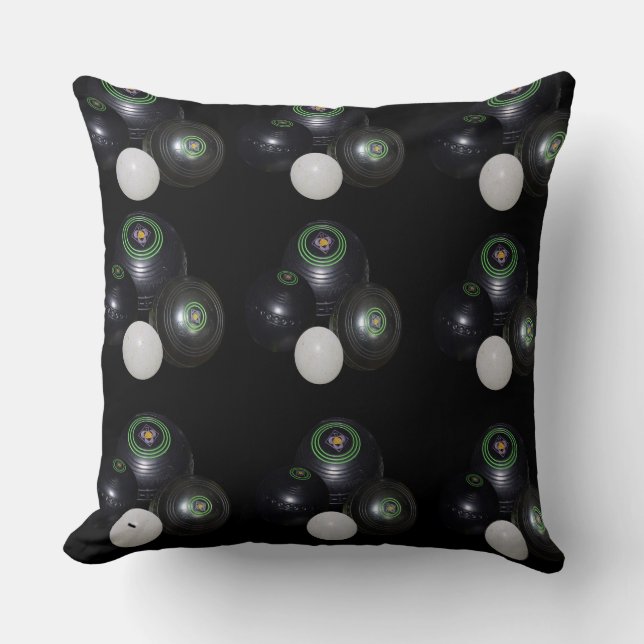 Black And White Lawn Bowls Pattern. Throw Pillow (Front)